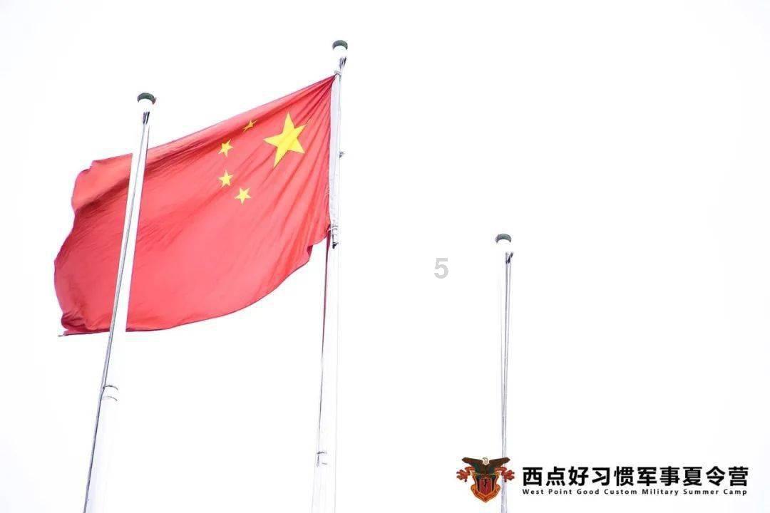 梦见我给别人家送礼他家棺材里面放了很多钱？